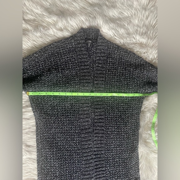 Express women’s black&white size:M - Picture 5 of 6